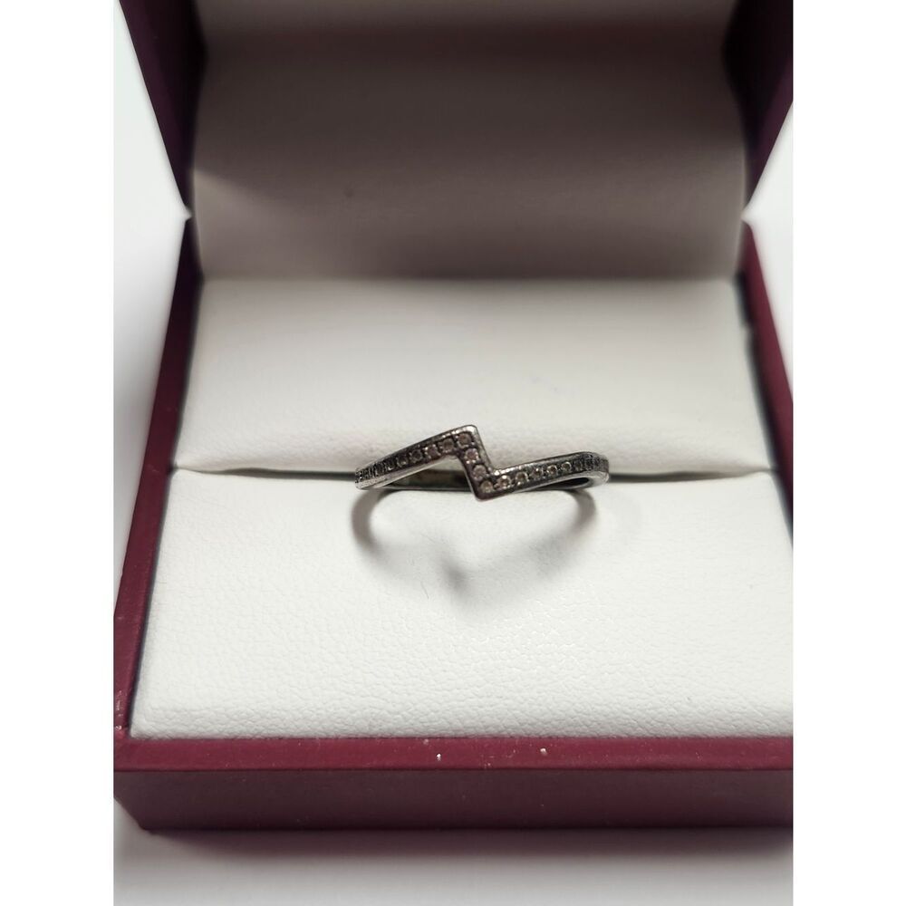 Sterling Silver Chevron Pavé Crystals Band Ring Oxidized Size 6.75